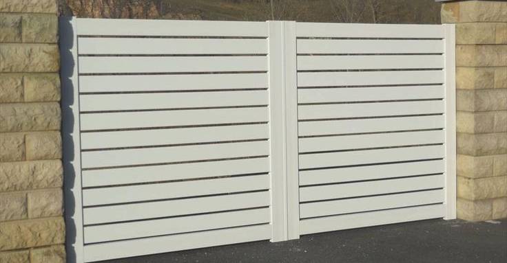 Choisir son portail coulissant en PVC - Le Raincy 93