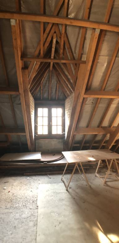 Combles aménageables avec gros potentiel dans les Yvelines