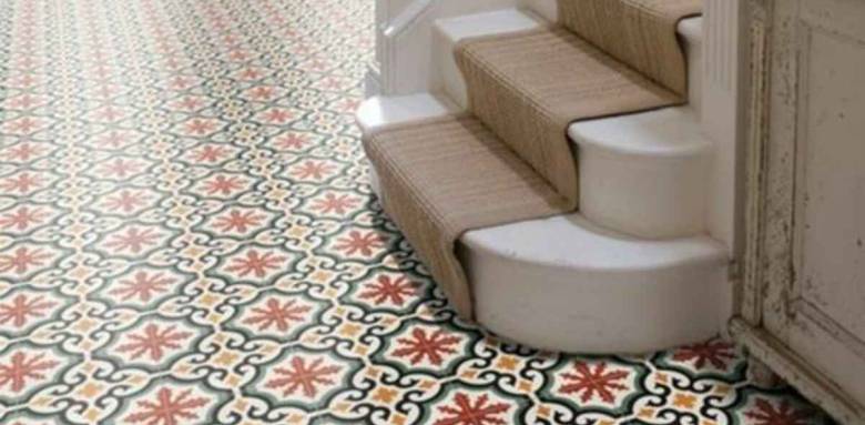 Sol en vinyle style parquet 