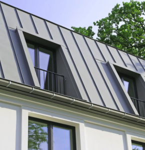  Toiture en zinc pour une rénovation réussie dans les Yvelines