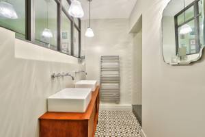 L'Éclairage Idéal pour Votre Salle de Bains à Meudon