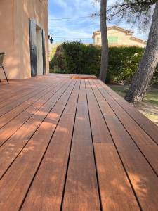 Lames de bambou en terrasse