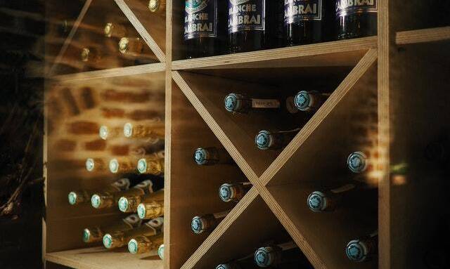 Conseils pour construire une cave à vin personnelle