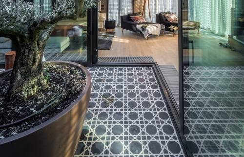 terrasse carrelage avec motif
