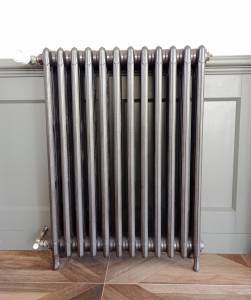 Radiateur en fonte sablé