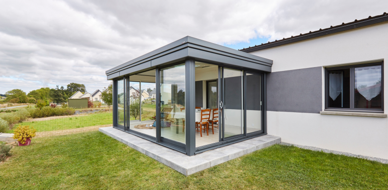 Véranda en verre ou en polycarbonate 