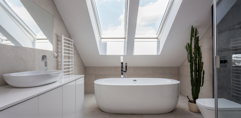Salle de bain sous combles Laval