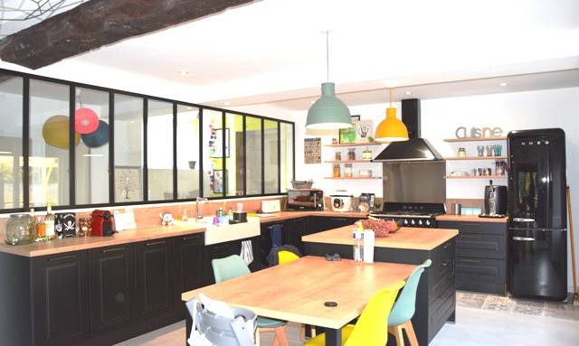 Modernisation de cuisine avec mobilier repeint et verrière d'atelier - Valence 26