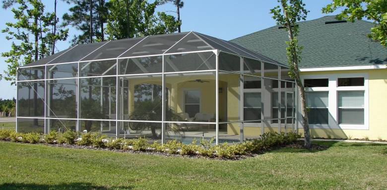 Faire construire une véranda en verre avec La Maison Des Travaux d’Ancenis