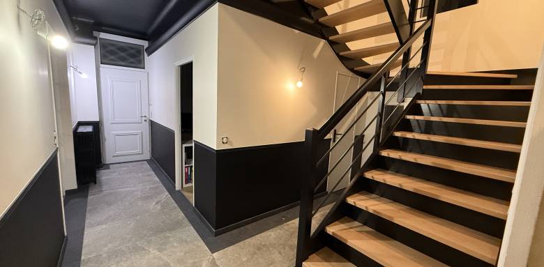 Couloir et départ de l'escalier