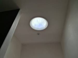 Plancher de verre, souplex et puits de lumière