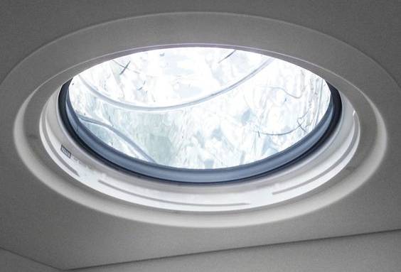 Installation d'un puits de lumière avec conduit réflecteur - Valence 26