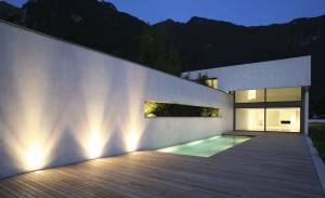 Installer des lumières dans une piscine à Paris 15