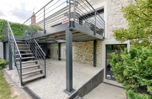 Construction de terrasse sur pilotis en acier - Montauban 82