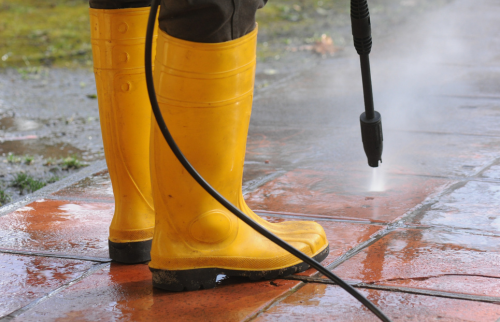 Nettoyer sa terrasse