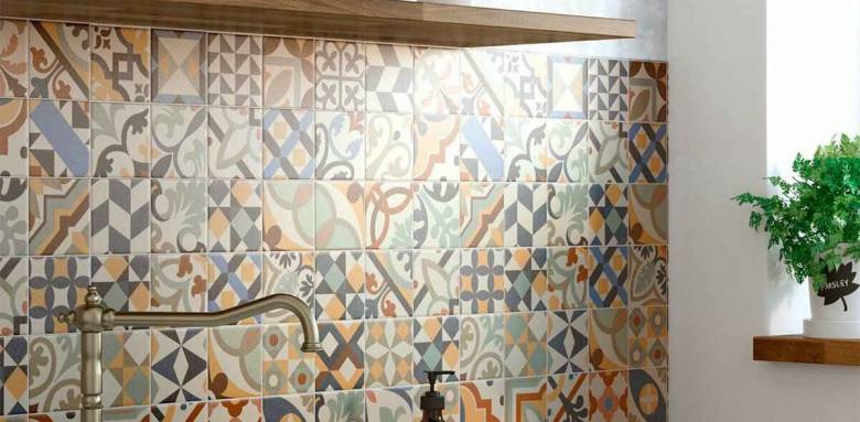 carreaux de ciment crédence mur