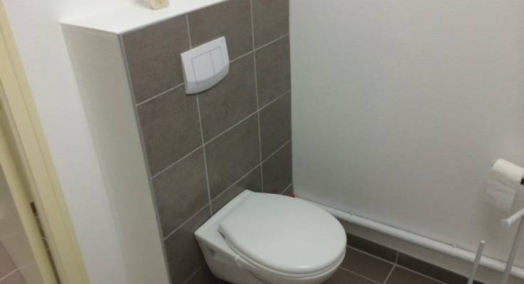 Installer des sanitaires dans un cabinet médical à Caen