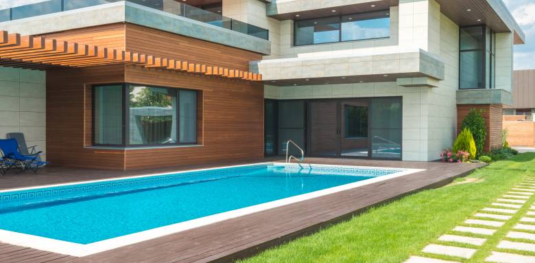 Créer une piscine avec La Maison Des Travaux d’Antony-Verrières