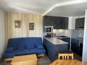 Belle cuisine ouverte dans ce studio situé en station