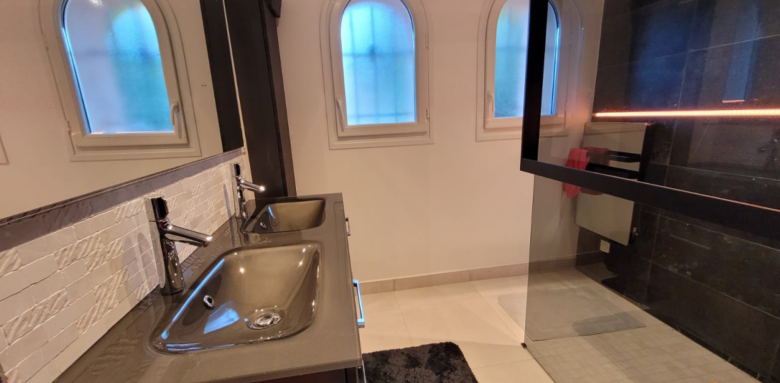 Douche à l'italienne
