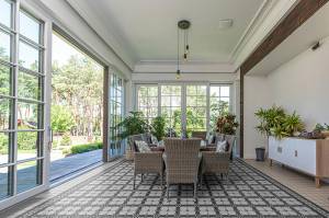 Transformer sa véranda de jardin en véritable prolongement de la maison