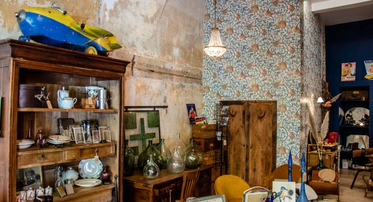 Mezzanine avec papier peint