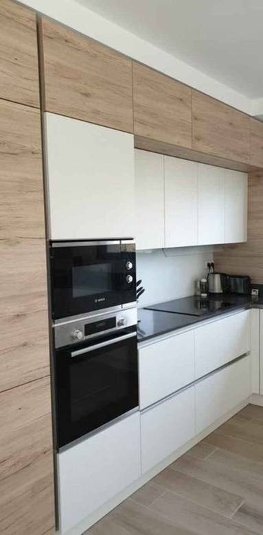 Eléments de cuisine sans poignées