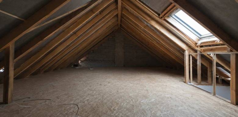 Aménagement de combles à Chaponost 69630 — structure charpente et Velux