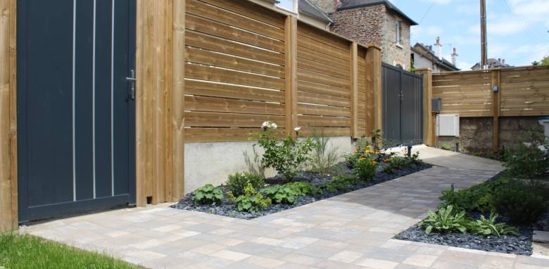 Remplacement de portail par un portail en aluminium - Nantes 44