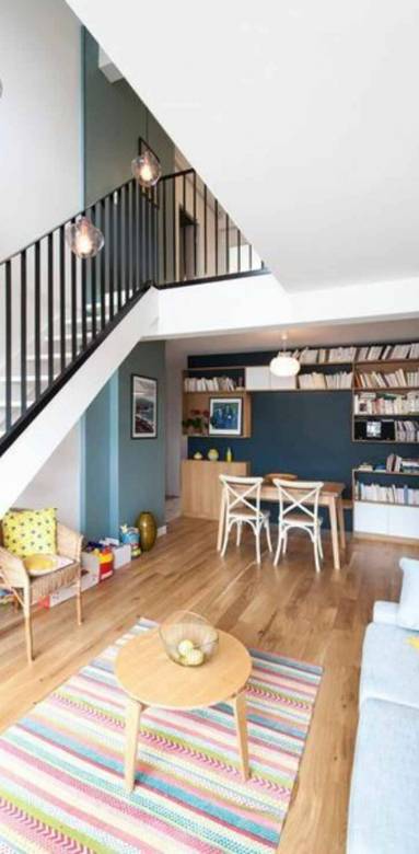 Appartement en duplex avec escalier droit - Bouc-Bel-Air (13)