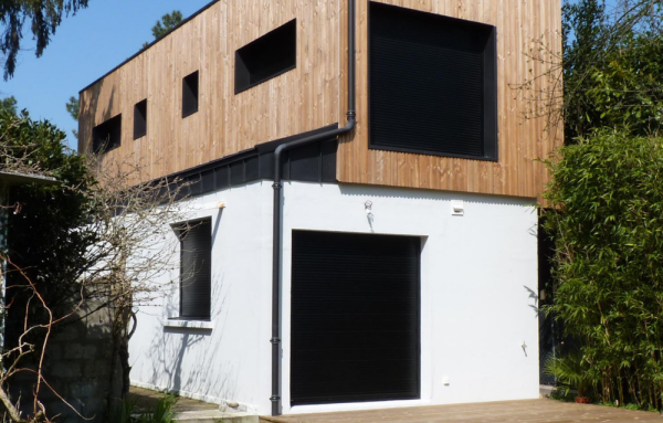 Autre style de surélévation en bois au style contemporain