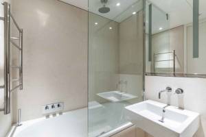 Aménagement petite salle de bains