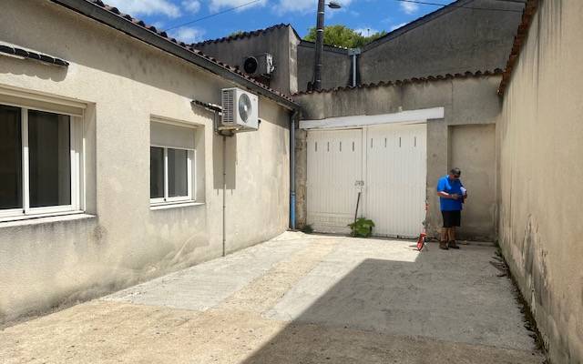 Cour avant travaux