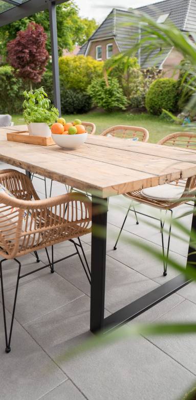 Aménagement terrasse en pierre naturelle