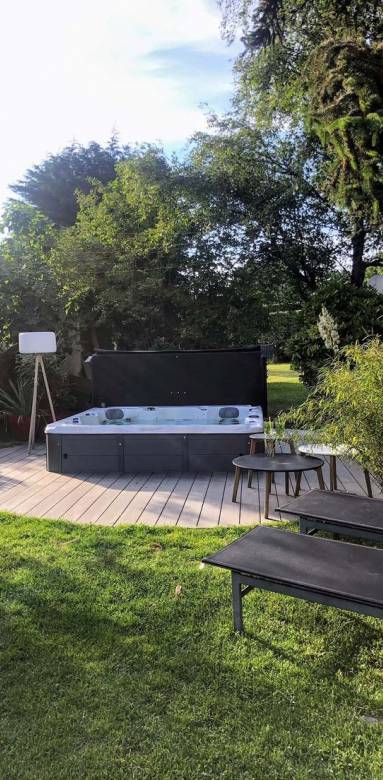 Installer un spa sur sa terrasse : tout ce que vous devez savoir