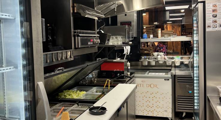 Cuisine professionnelle rénovée 