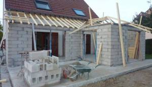 Quel professionnel contacter pour une extension de maison ?