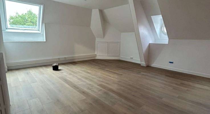 Rénovation de bureaux à Troyes : un espace de travail entièrement réaménagé