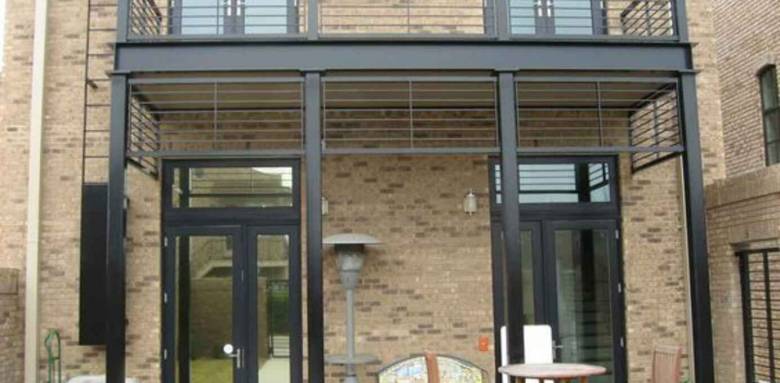 Terrasse sur pilotis avec IPN et structure métallique - Nantes 44