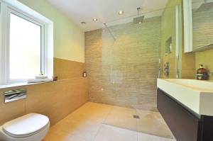 Rénover sa salle de bain avec La Maison Des Travaux d'Annecy