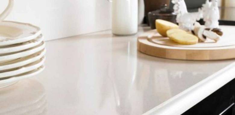 Plan de cuisine en Quartz blanc