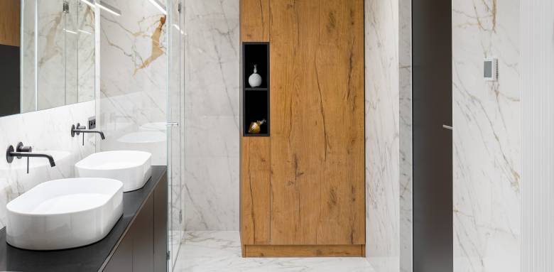 Choisir la robinetterie encastrable. 