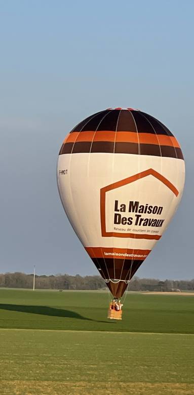 Maison des Travaux de Savigny-sur-Orge : notre montgolfière effectue son premier vol