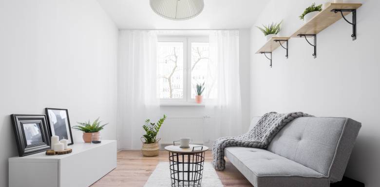 Un salon en longueur en Indre-et-Loire.