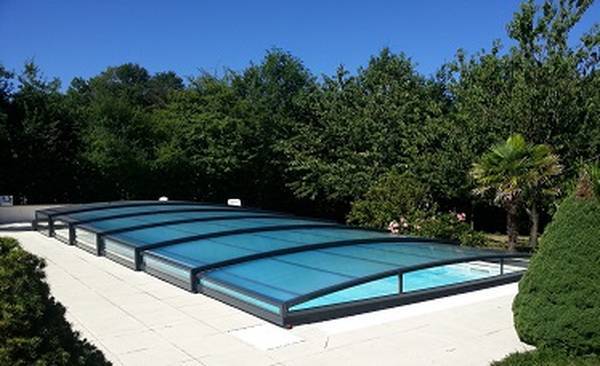 Abri de piscine bas