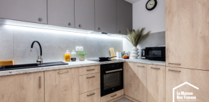 Cuisine bois et gris