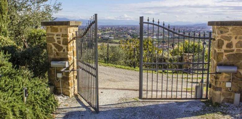 À chacun son style de portail La Maison Des Travaux de Sainte-Geneviève-des-Bois