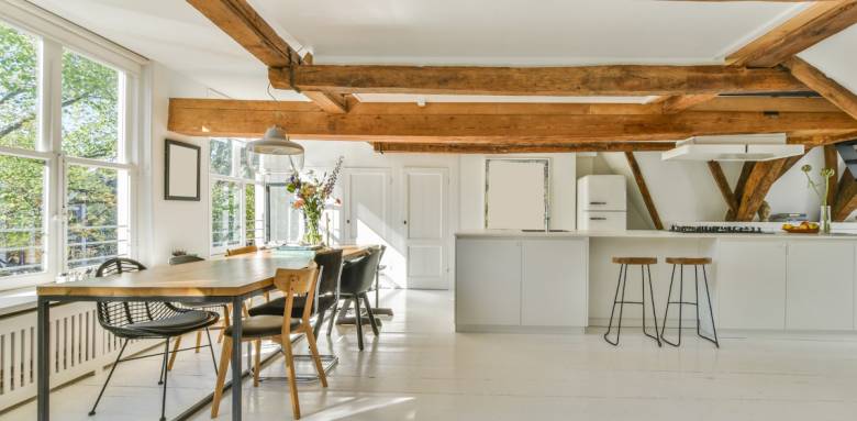 Conserver les éléments anciens d'une longère normande