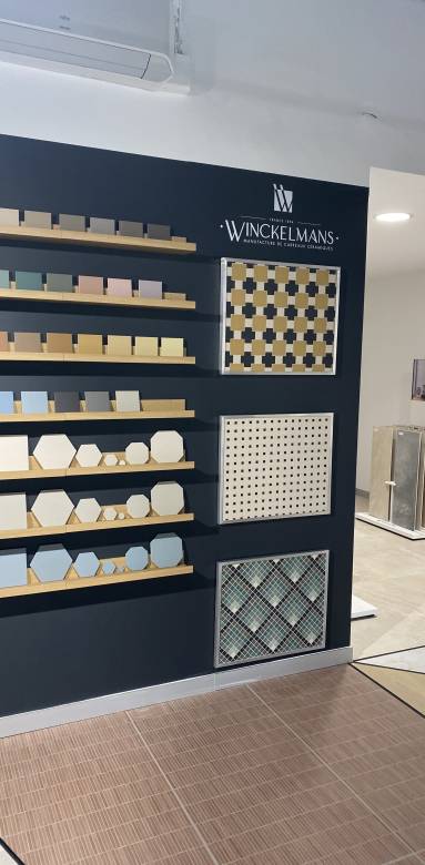 Possibilité de créer ses propres motifs de carreaux de faïence 