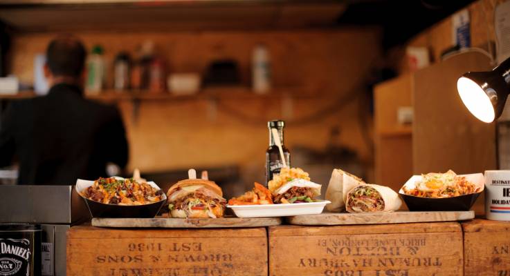 Transformer un véhicule en foodtruck : lancez votre activité mobile